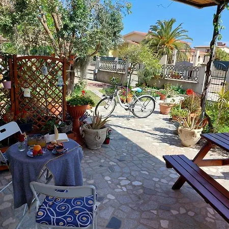 לינה וארוחת בוקר I Girasoli