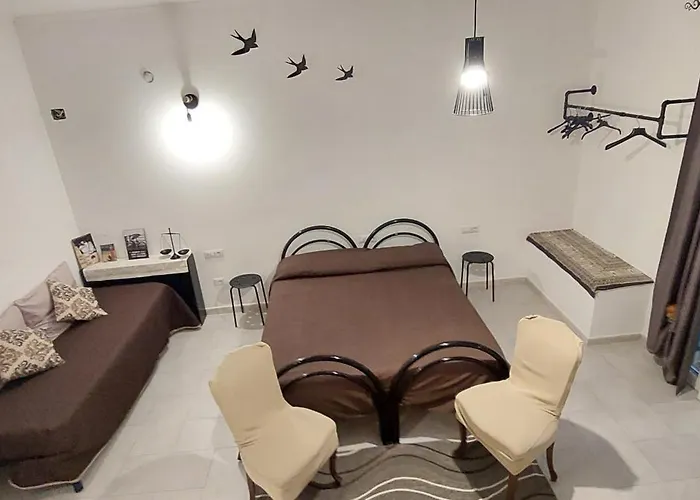 I Girasoli Oda ve Kahvaltı 3*